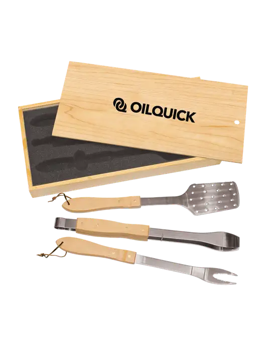 Wood BBQ Gift Set w/OilQuick Logo